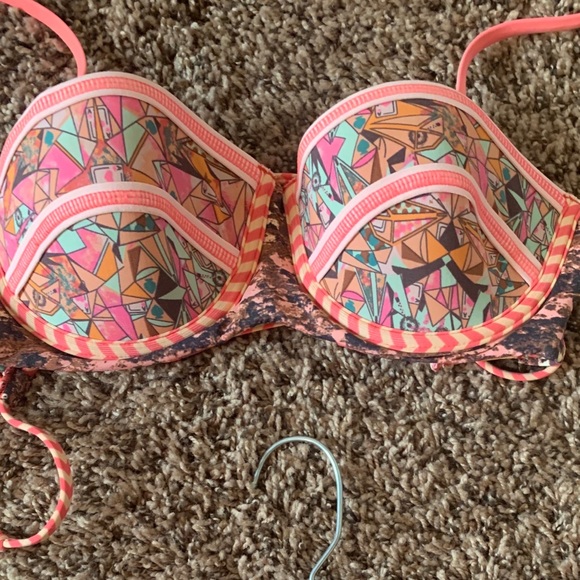 Maaji bikini set : top - small, bottoms - medium - Picture 2 of 5